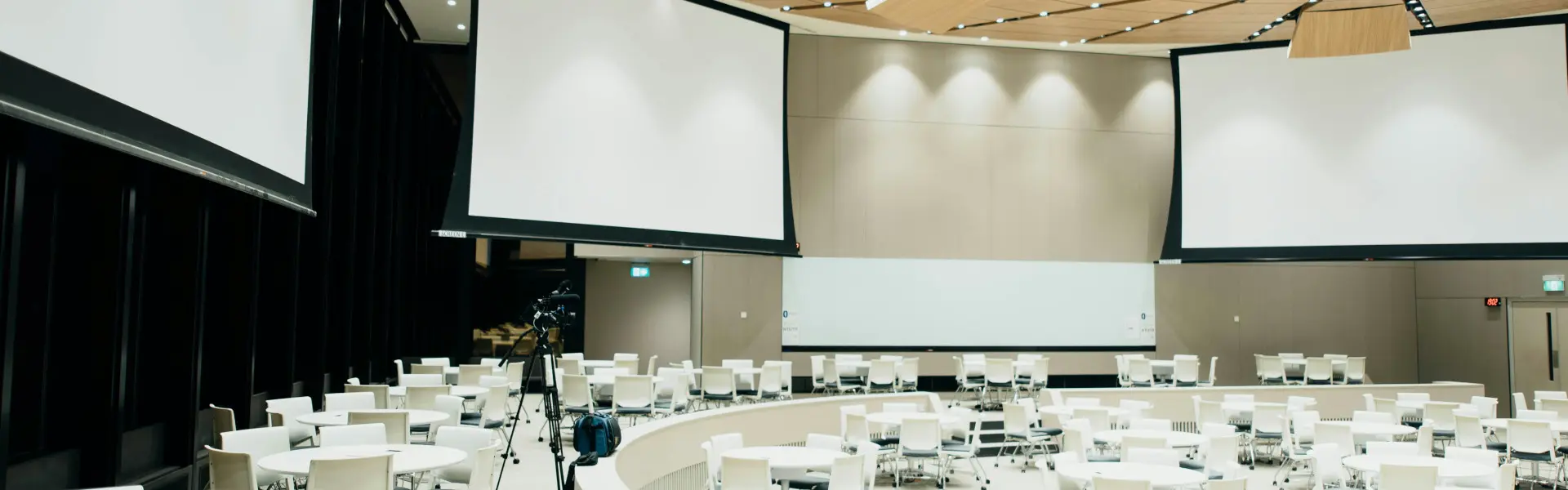 corporate evetns minibus hire