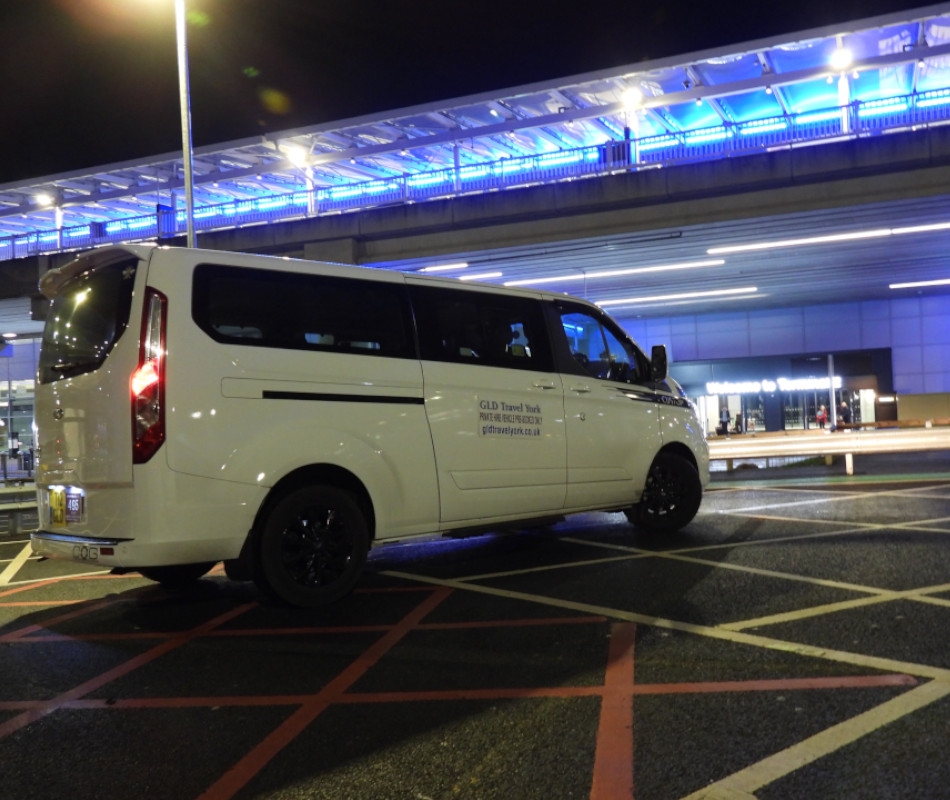 GLD Travel York Minibus GLD Travel York Minibus